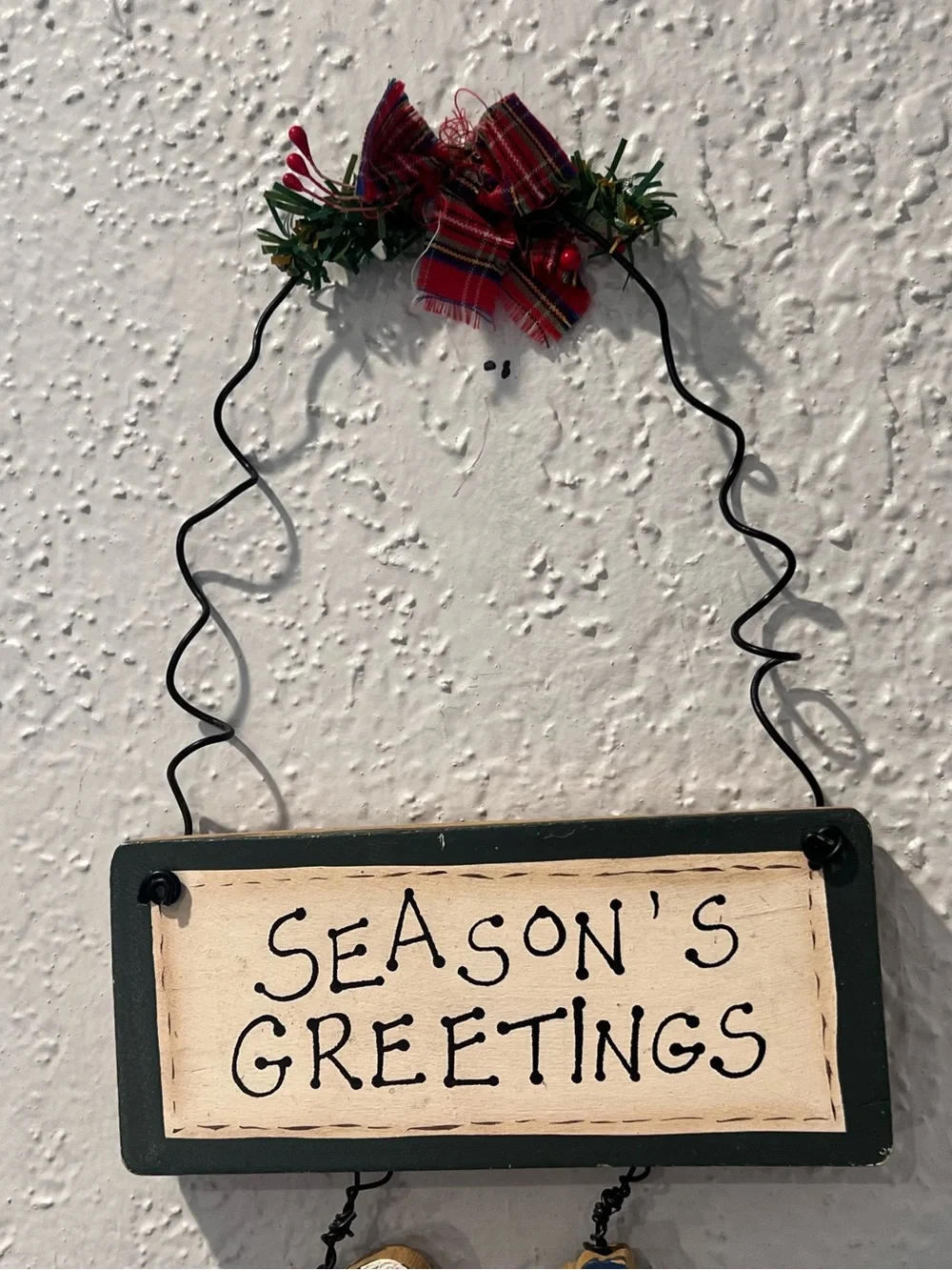 Vintage Seasons Greetings Snowman Wall Decor